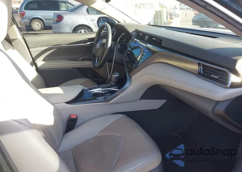 2020 Toyota Camry Xse V6 z USA, uszkodzony, nr VIN 4T1KZ1AKXLU039935